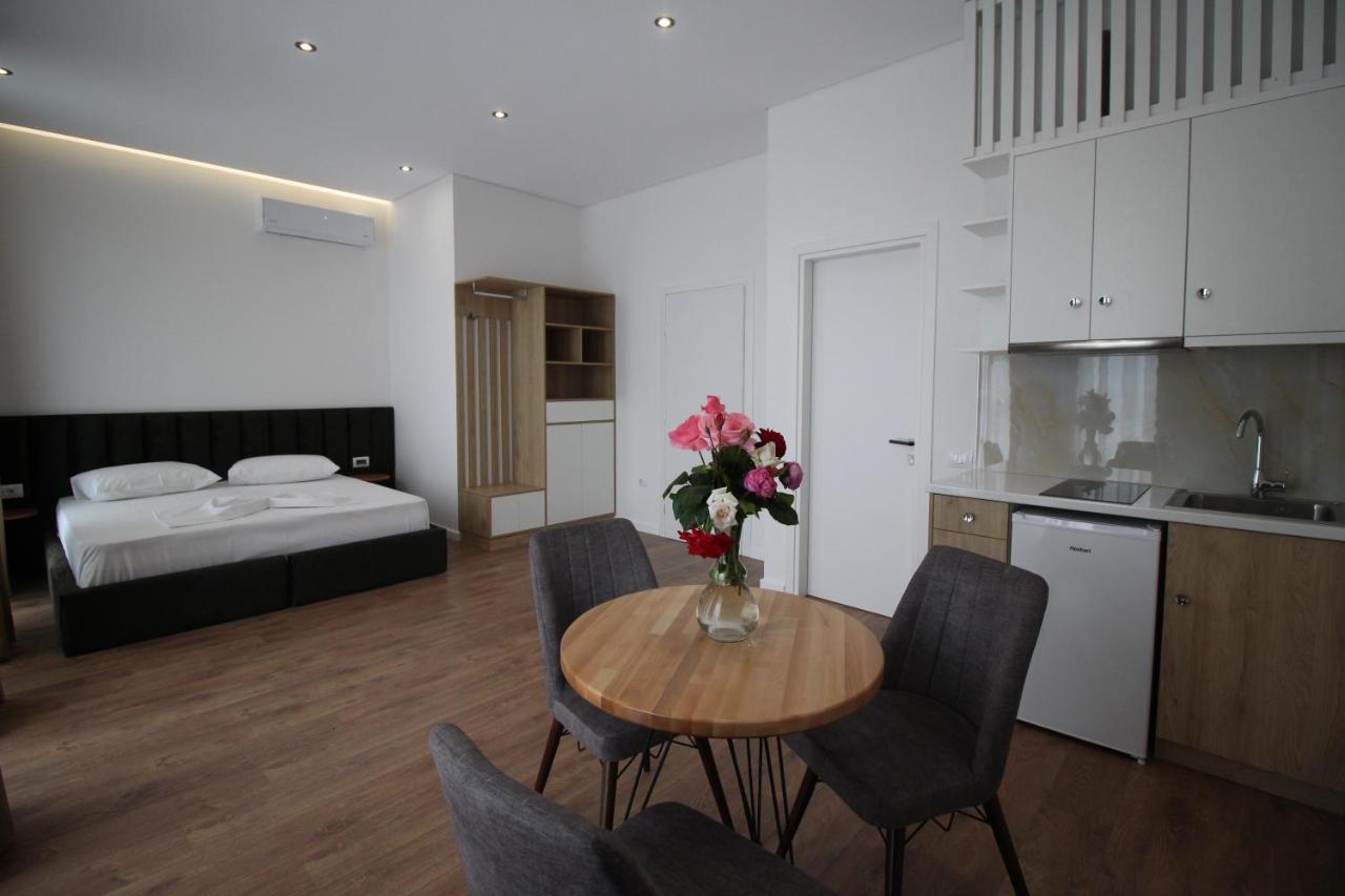 Juer Hotel Bajkaj Esterno foto