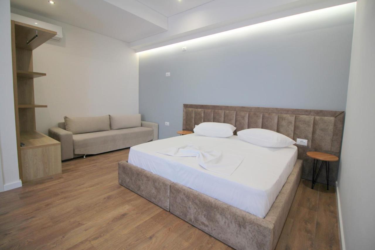 Juer Hotel Bajkaj Esterno foto